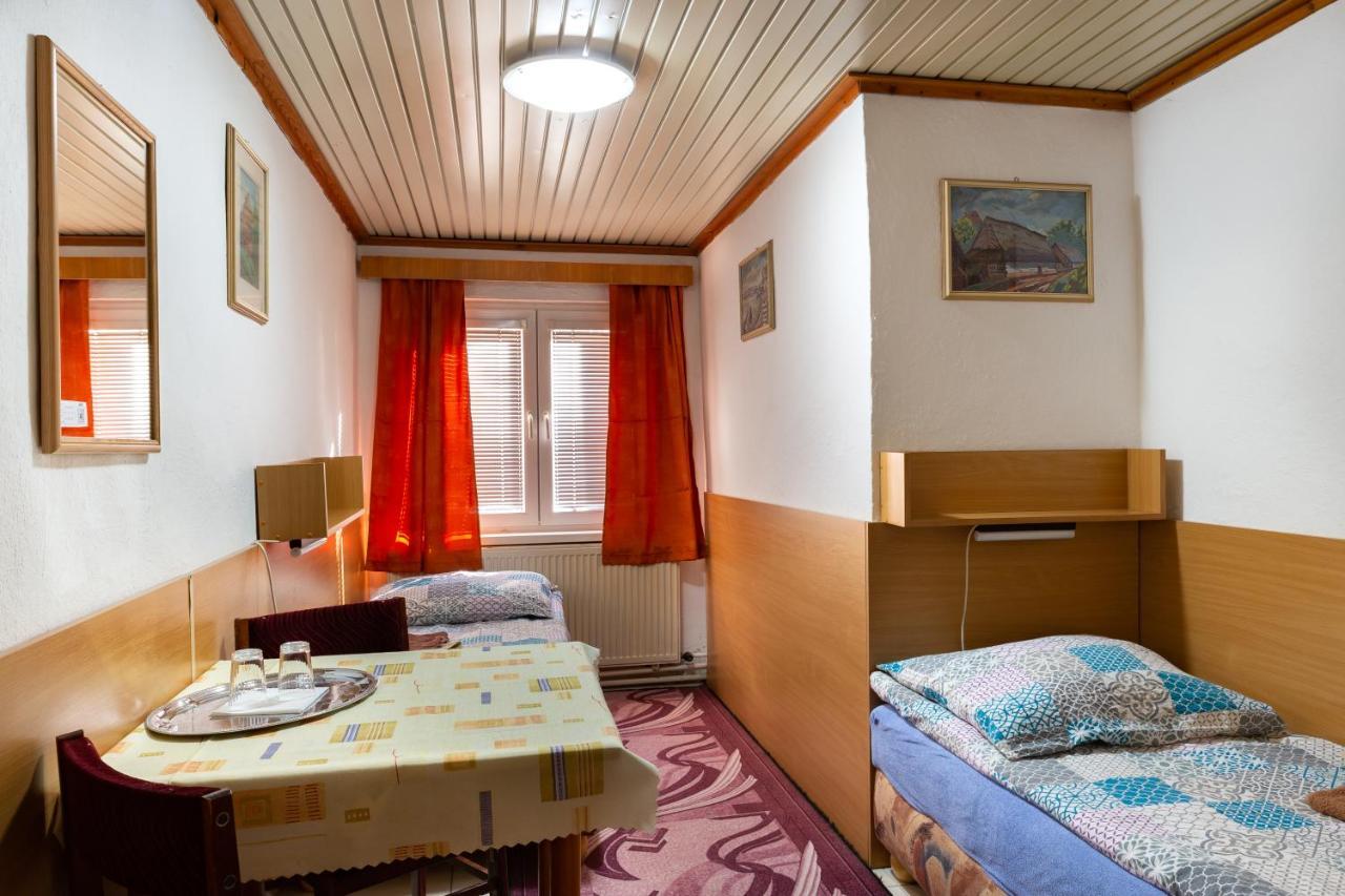 Penzión Rozália Hotel Košice Exterior foto